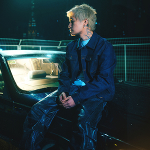 少妇㧒开粉嫩小泬影院
